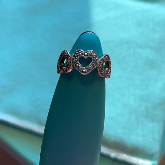 Sterling Silver 3 hearts ring sz 6.5 - Picture 3 of 10